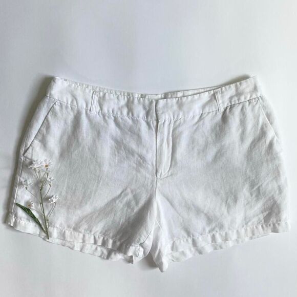White linen shorts - Picture 1 of 7